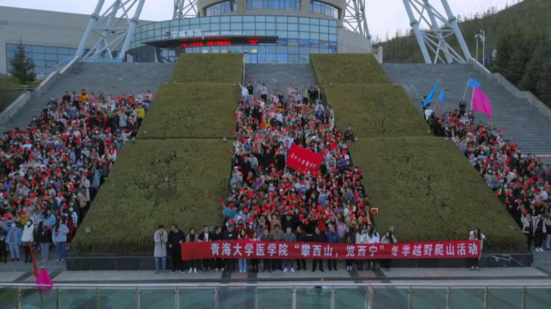 845dc0ad2fba41f387f36dfed4d2413e.jpg 越野爬山3.jpg