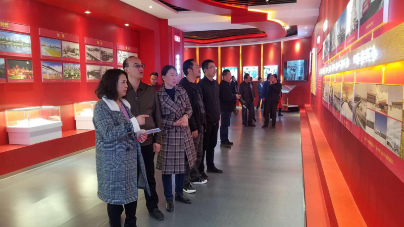 5e167bc3f4354bf2a9bfbbdf05db520d.png 中医系2.png